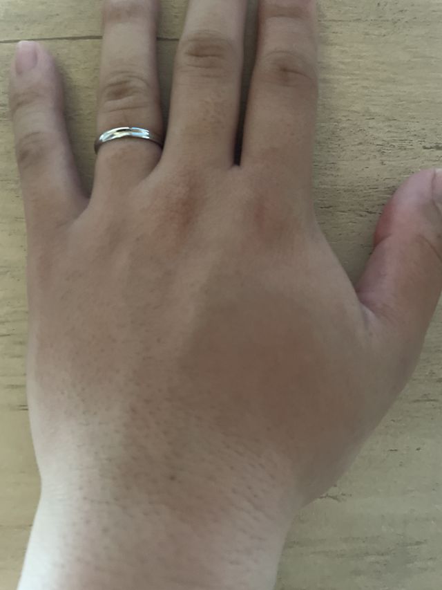 細身で非常につけやすい。