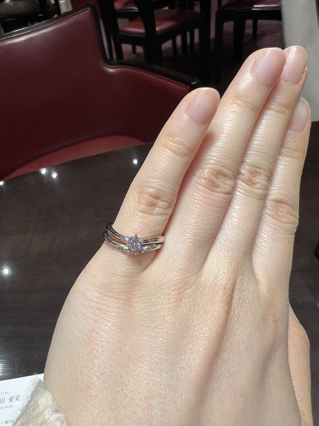 結婚指輪を主に探していました。