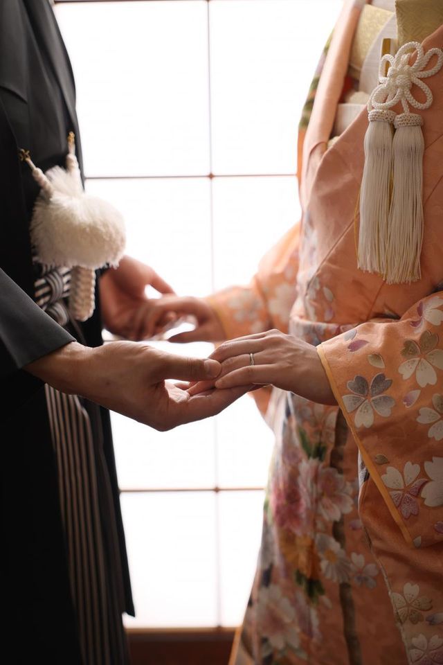 フォトウエディングにて、手元を撮影してもらった画像です。
