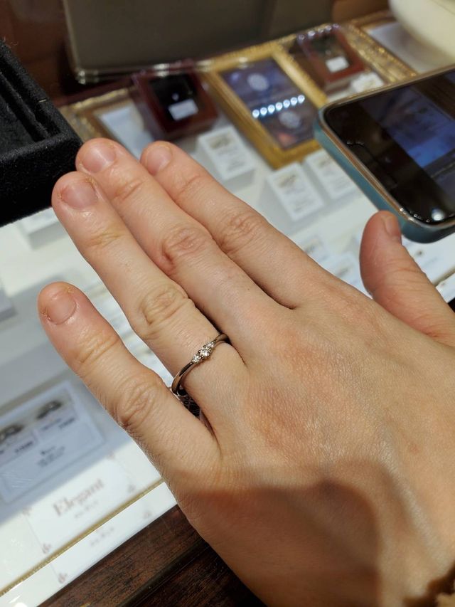 キラキラで珍しいデザイン