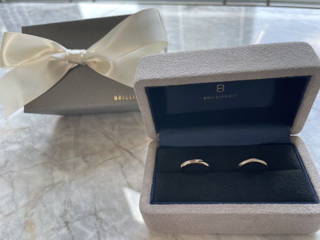 シャンパンゴールドのルリエ