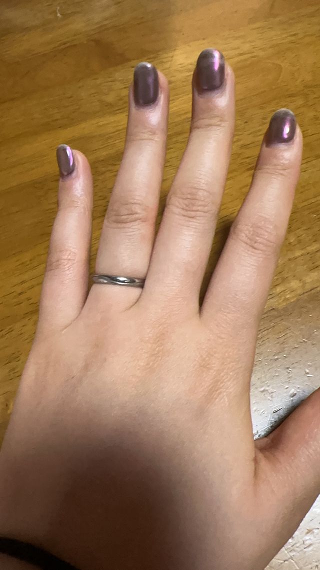 少し柄が入っていて、シンプルだけどおしゃれなのを選びました