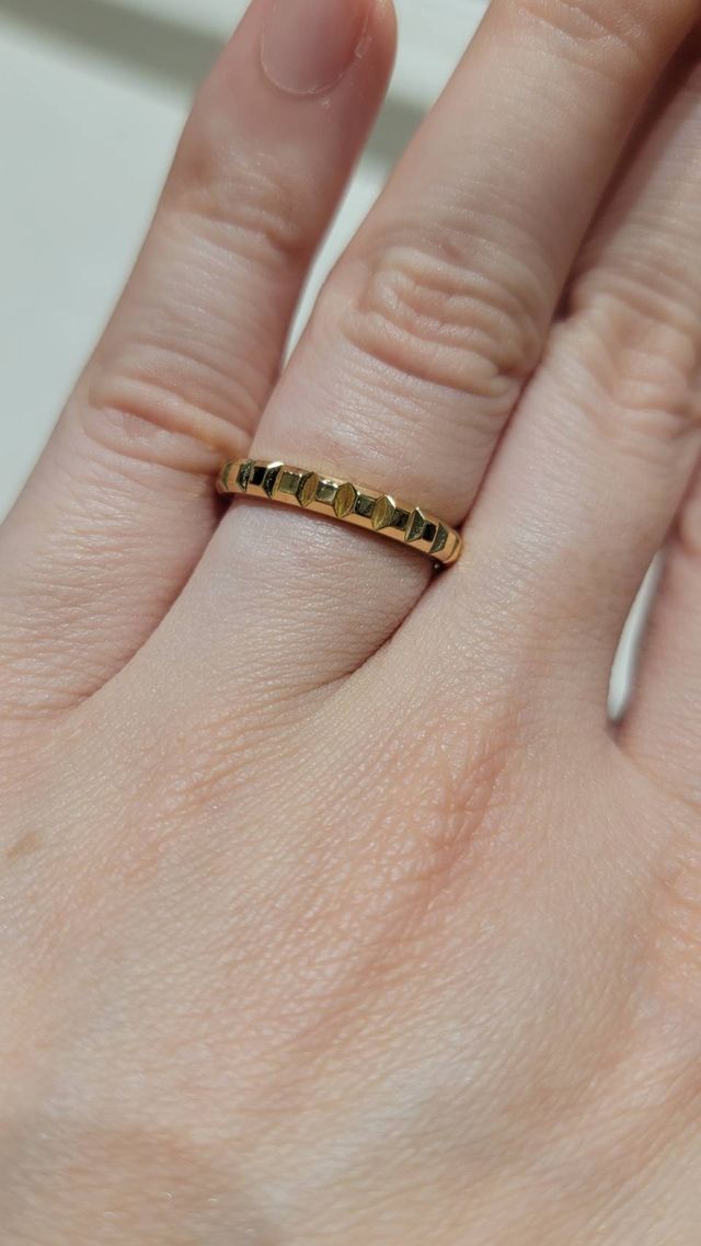 光がキラキラと反射します