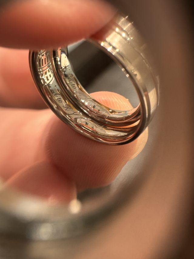 指輪内側刻印の写真です。