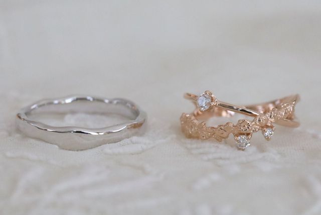 ピンクゴールドの色味が、とても綺麗で、デザインも可愛い