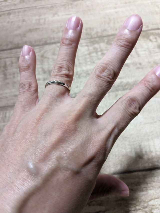 普段遣いにも馴染む指輪です