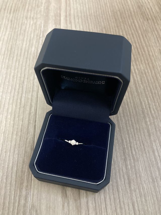 婚約指輪の写真