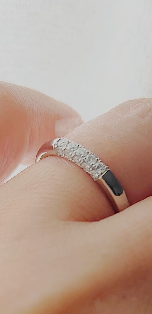 シンプルでありながら、存在感があります。