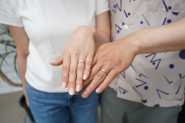 作成時だけでなく、受取時も沢山写真を撮ってくれました。