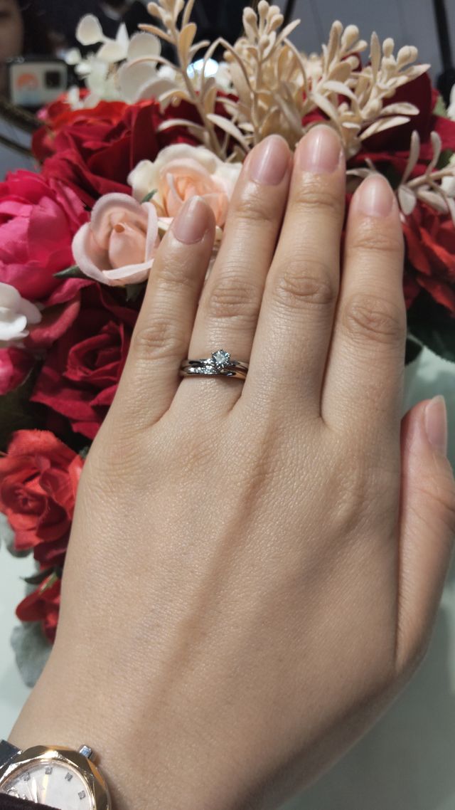 婚約指輪と結婚指輪の購入をさせていただきました。

