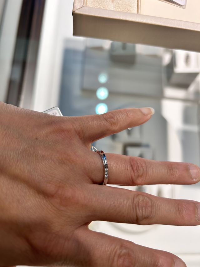 仕事上シンプルなものを選びました