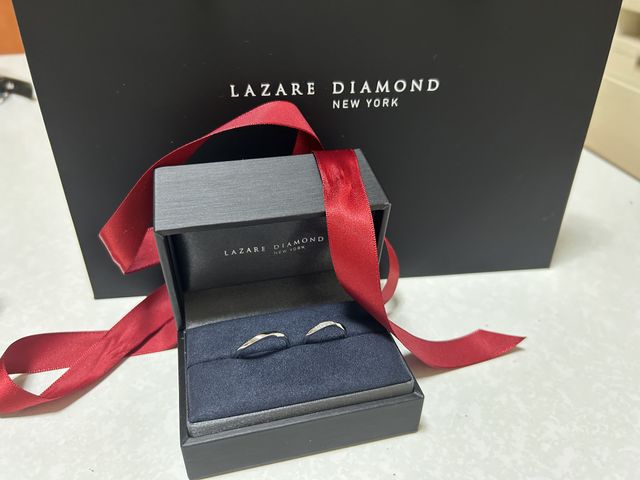 結婚指輪を購入しました
おしゃれなデザインで気に入ってます