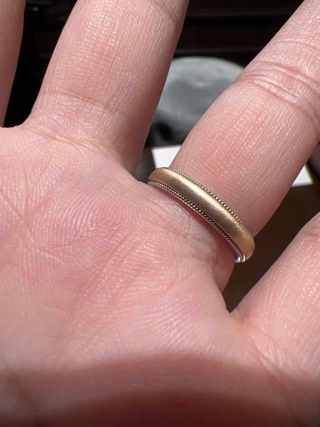 実際に作った指輪
2色づかいだと加工がお得でよかった