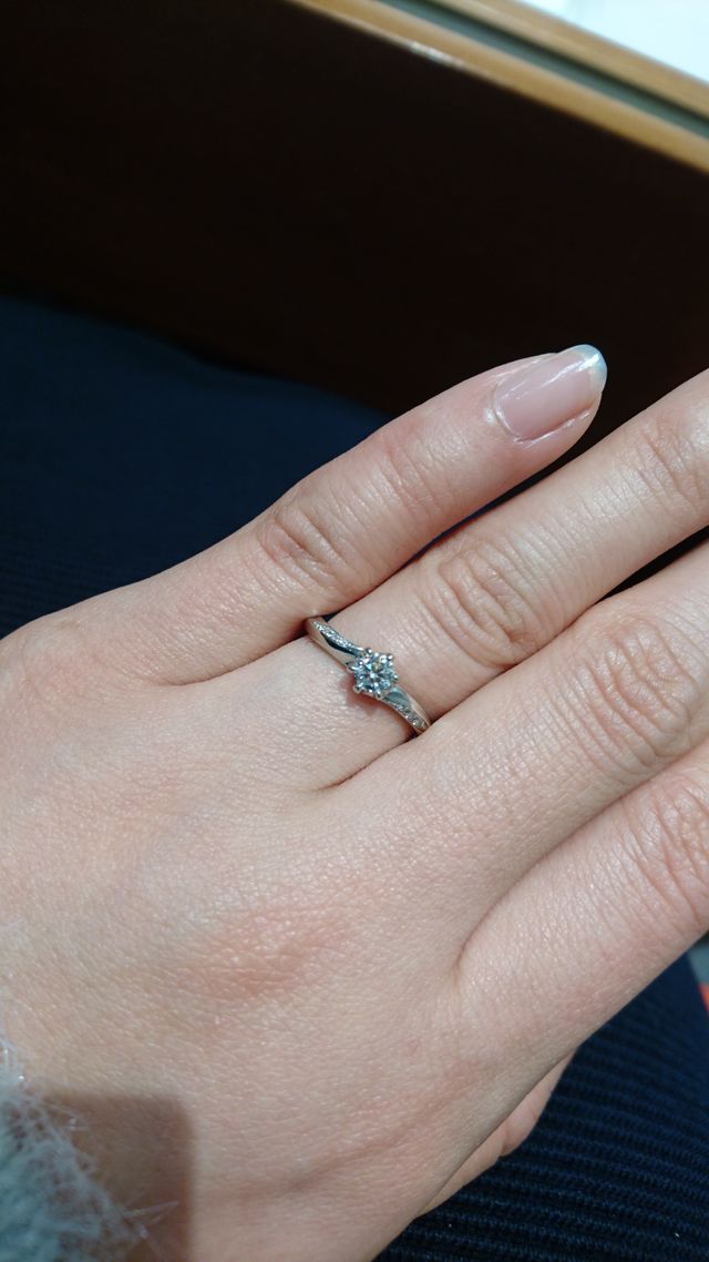 メレとソリティアの間のようなデザインです