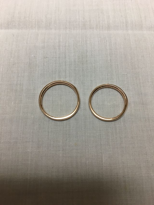 素敵な色合いのピンクゴールドマリッジリング