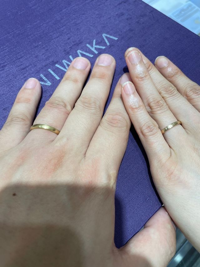 優しい色合いのリング