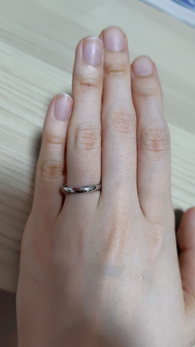 つけ心地よく、シンプルなデザインなので、どの服でも合います！