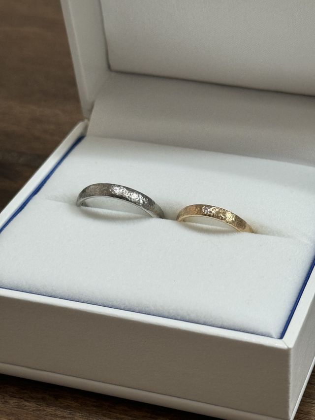 Exmattという凹凸のあるデザインを選びました。