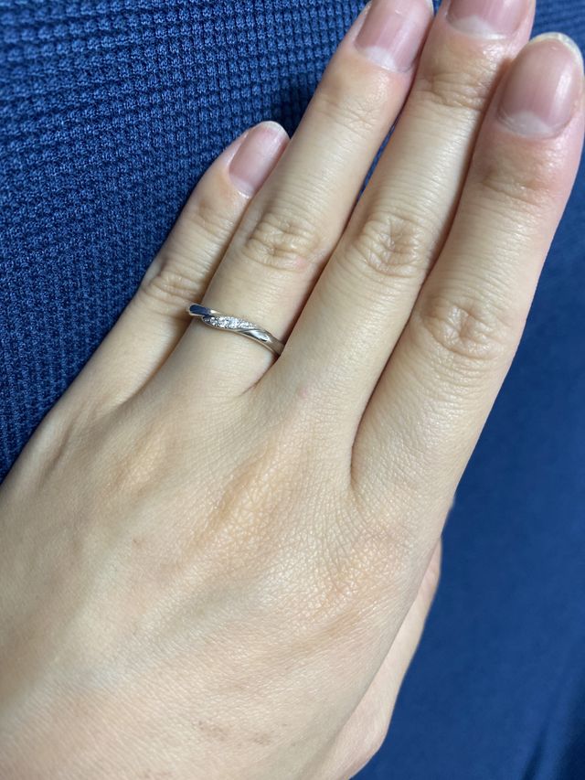 季節によって指のむくみで着用感がかなり変わります。