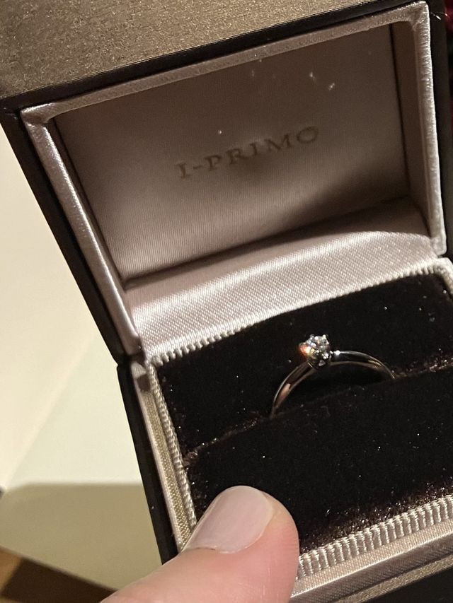 この後、カラーとサイズを自分に合うものに変更できました。