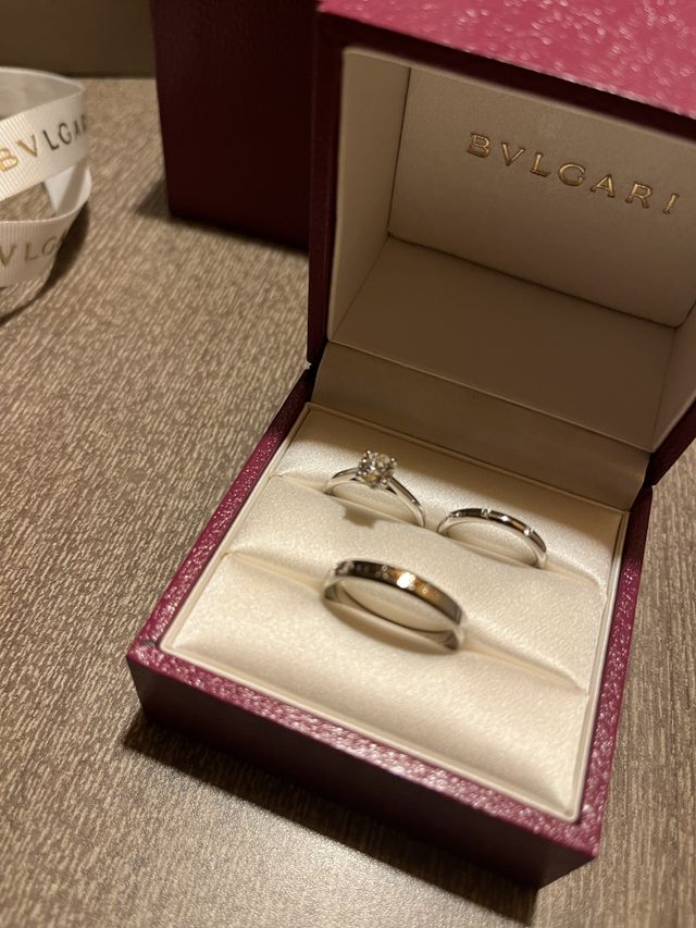 結婚指輪と婚約指輪のコラボです。