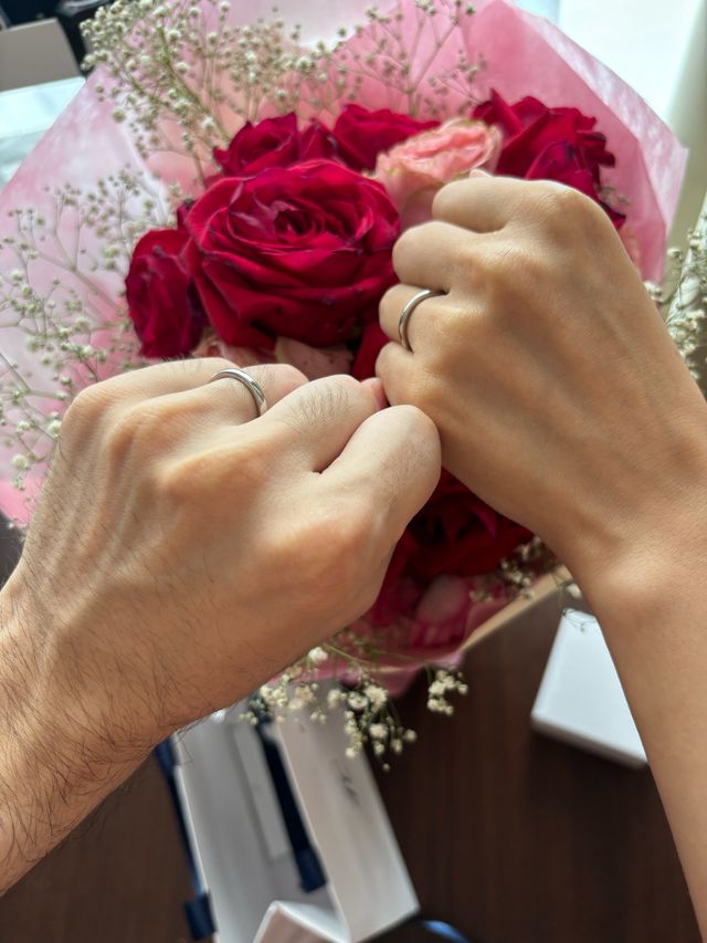 結婚指輪の着用写真