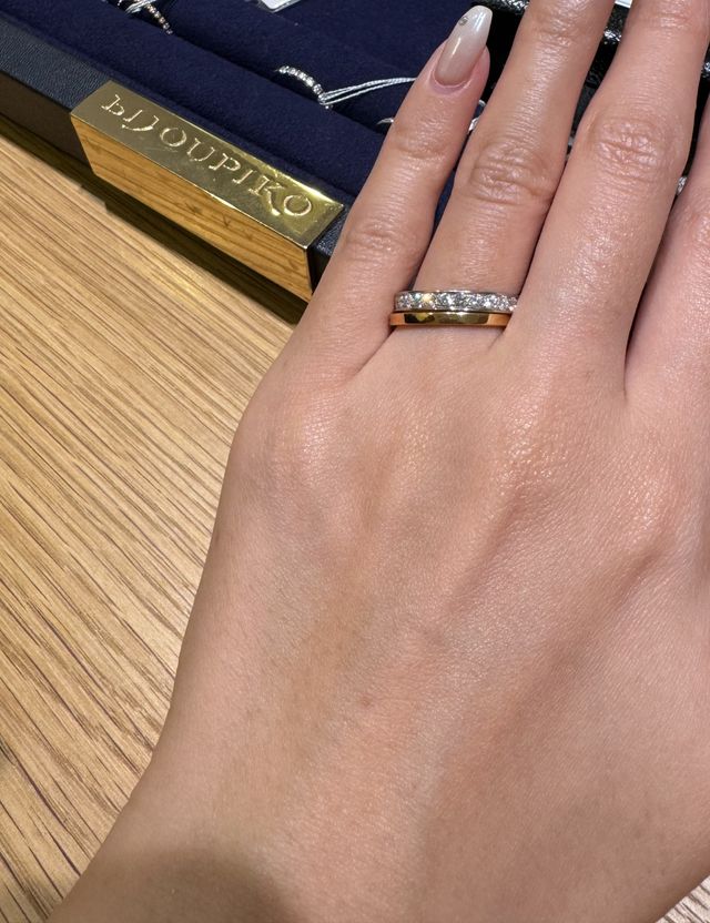 レール留めのフルエタニティ