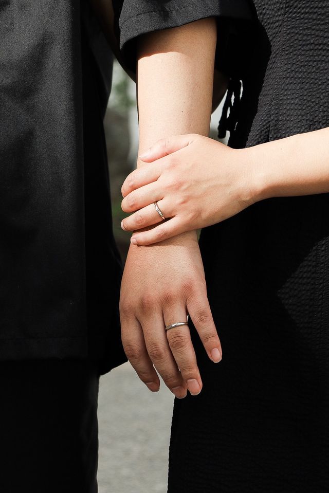 指輪の受け取り時に撮影いただいたものです。