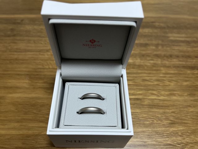 指輪のみの写真です。