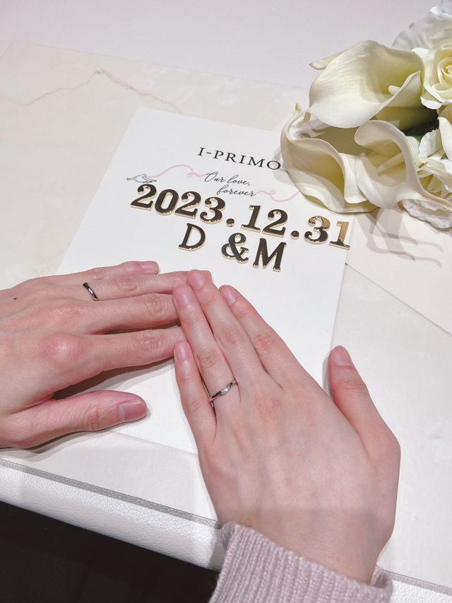 指輪の購入時に店舗で撮影させていただきました。