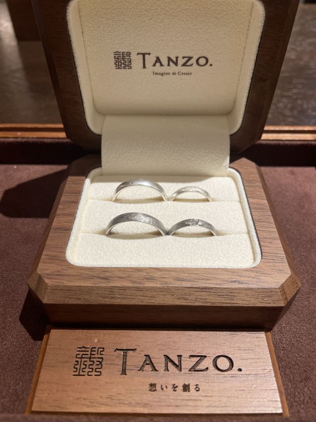 上段:入籍指輪
下段:結婚指輪