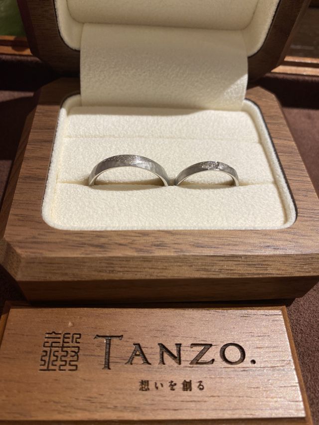 夫婦二人の指輪です。