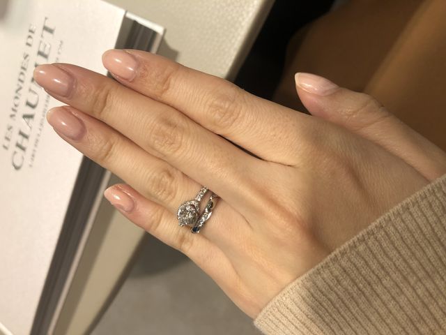 婚約指輪との相性が最高でした。(どちらもショーメです)