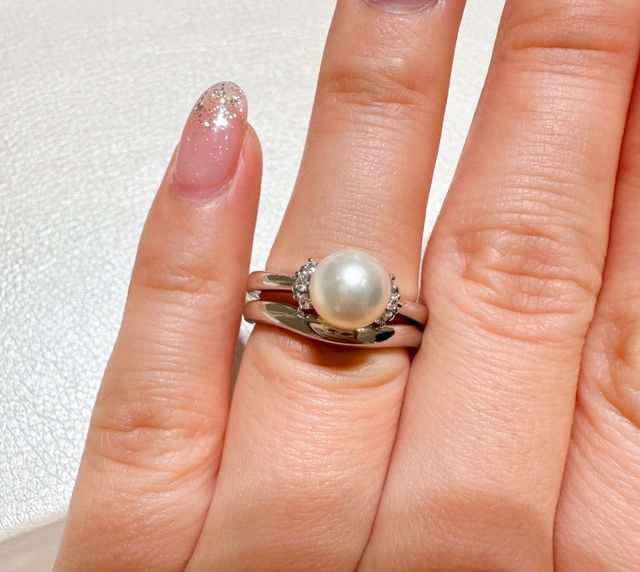 パールとダイヤの婚約指輪