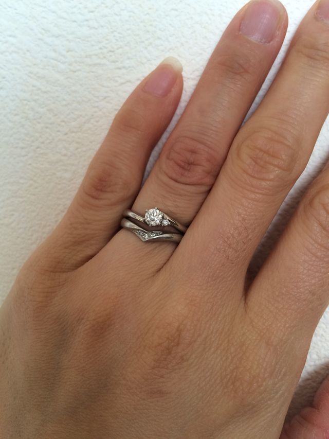 ダブルで付けると華やかさアップします。