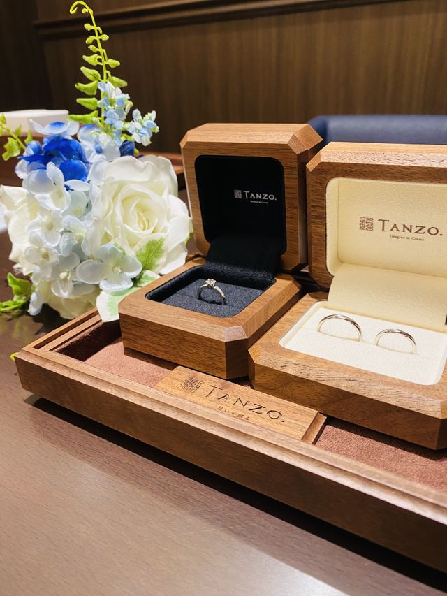 婚約指輪と結婚指輪