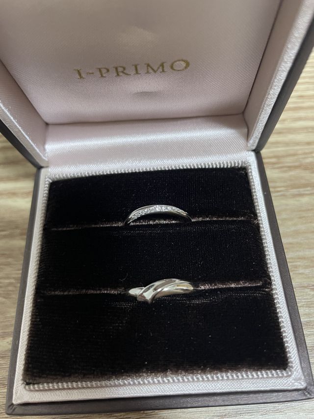 ケースに入ったままの指輪