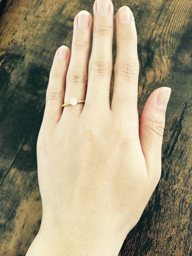 普段使いも気軽にできるデザインです。