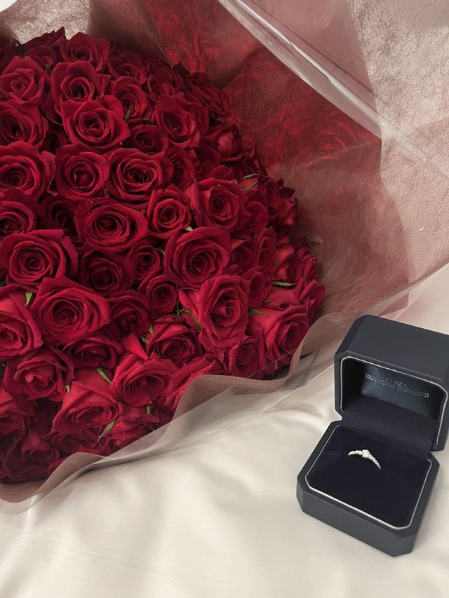 交際して2年記念日に彼女にプロポーズしました！