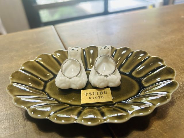 プラチナのシンプルなデザイン