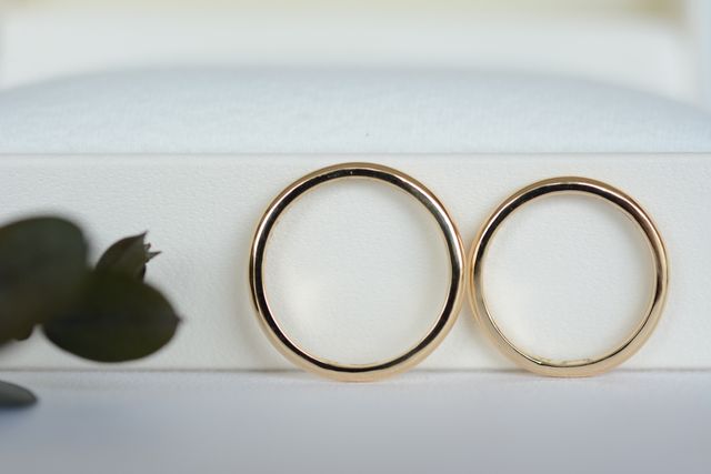 出来上がった指輪をオシャレに撮影してもらいました