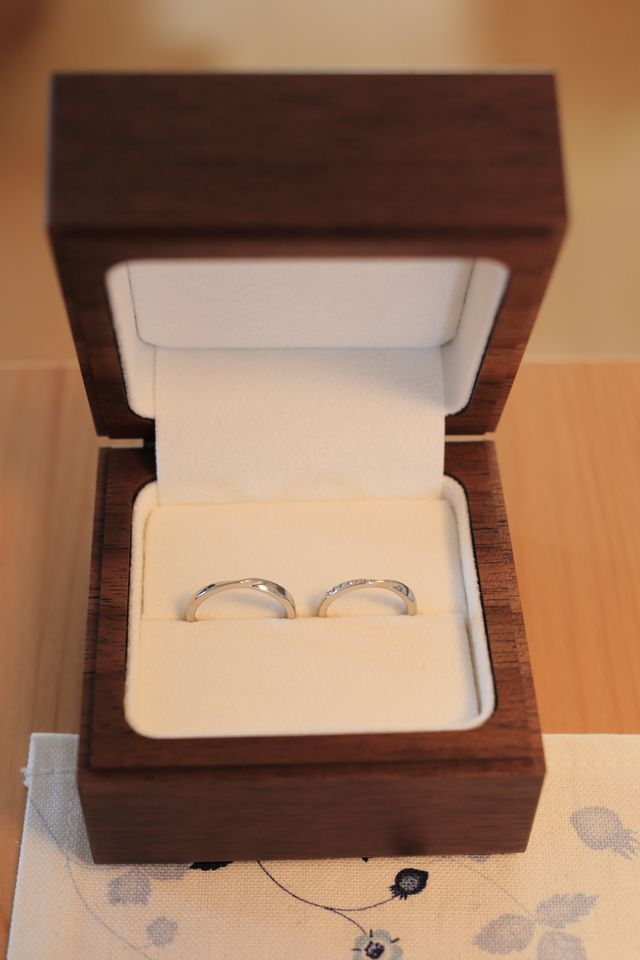 素敵なウォールナットのボックスを一緒に頂きました。