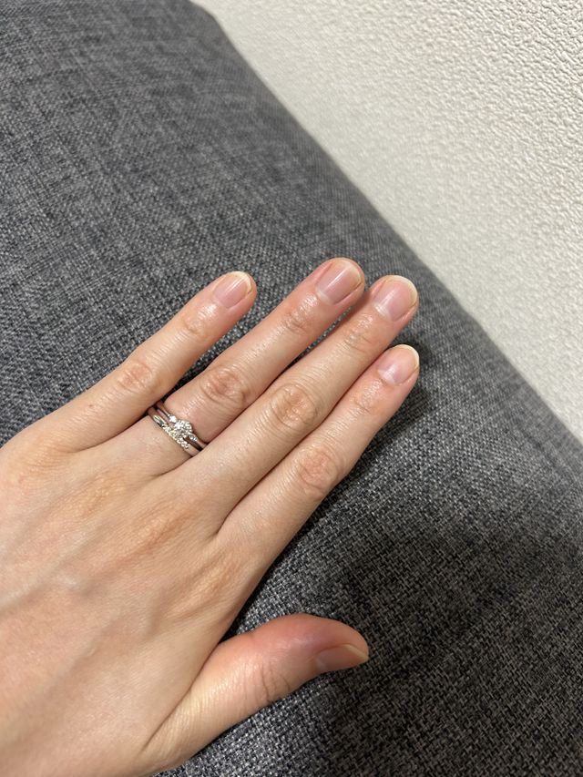 婚約指輪とも相性のいい結婚指輪