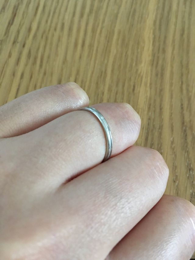 石落ちを初回無料で直してくれるようです。