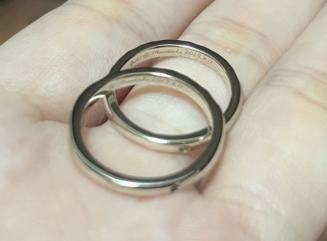 2人分の結婚指輪。想いが詰まってます。