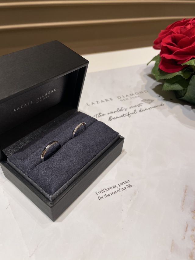 結婚指輪受け取り時に写真撮影させて貰えました！