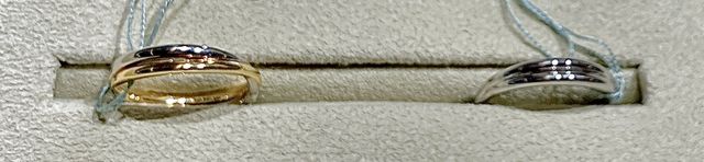 カラーで印象が異なります