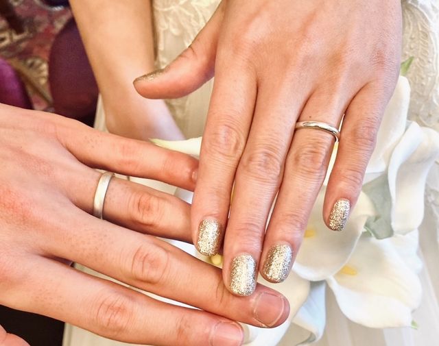 片方はマットに加工しました。