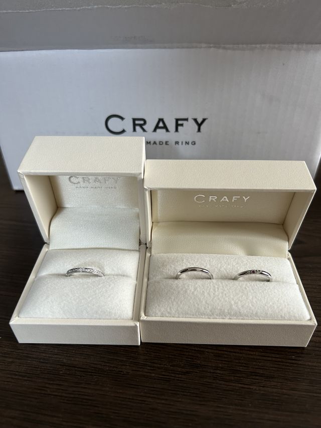 婚約指輪と結婚指輪のセットリングコースにしました。