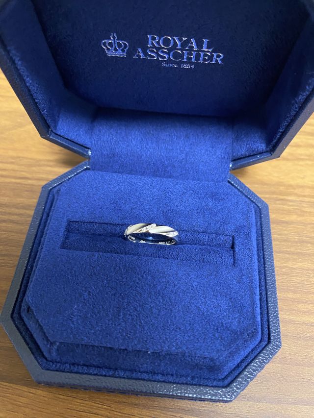 ROYAL ASSCHER結婚指輪